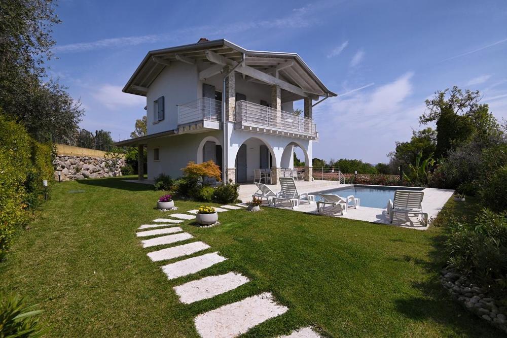 Villa Bocciolo Del Garda マネルバ・デル・ガルダ エクステリア 写真